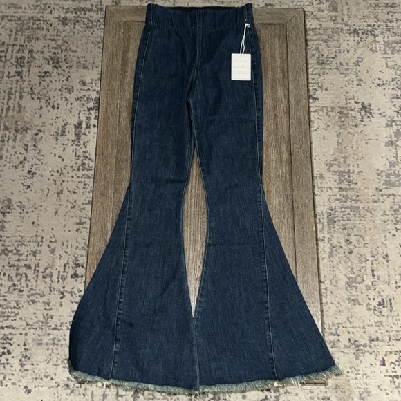 Show Me Your MuMu SMYM Berkeley Bells Dark Rainstorm - Picture 1 of 12